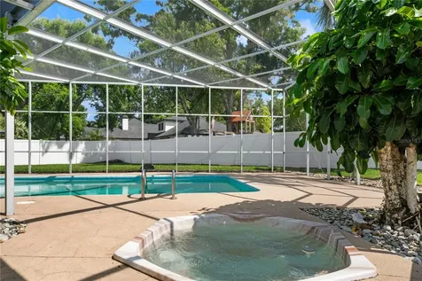 2869 Weathersfield Court Clearwater FL 33761
