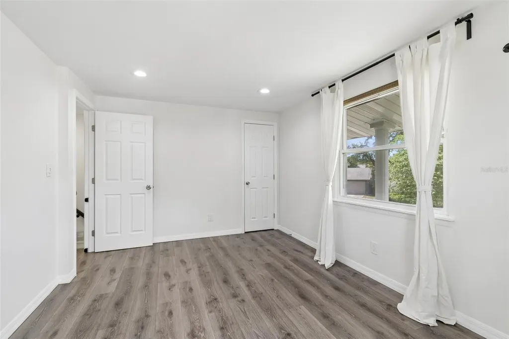 8043 124th Street Seminole FL 33772