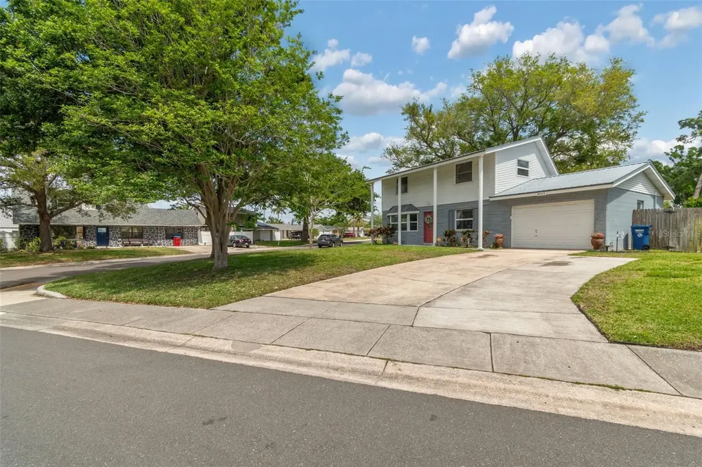8043 124th Street Seminole FL 33772