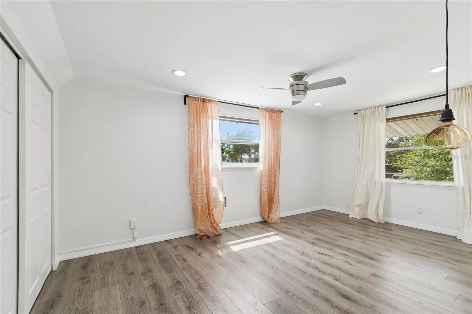 8043 124th Street Seminole FL 33772