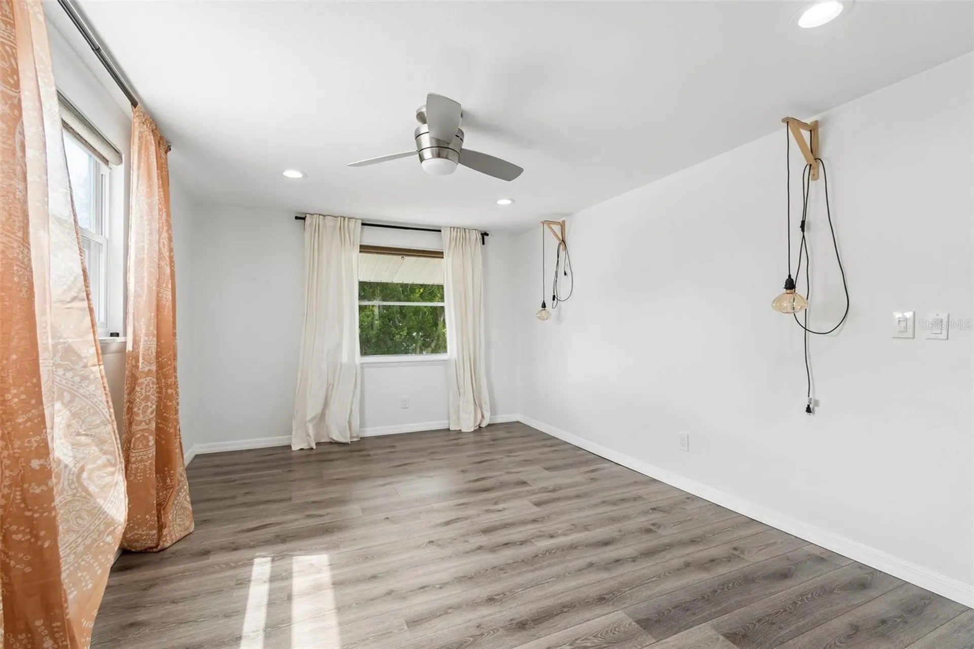 8043 124th Street Seminole FL 33772