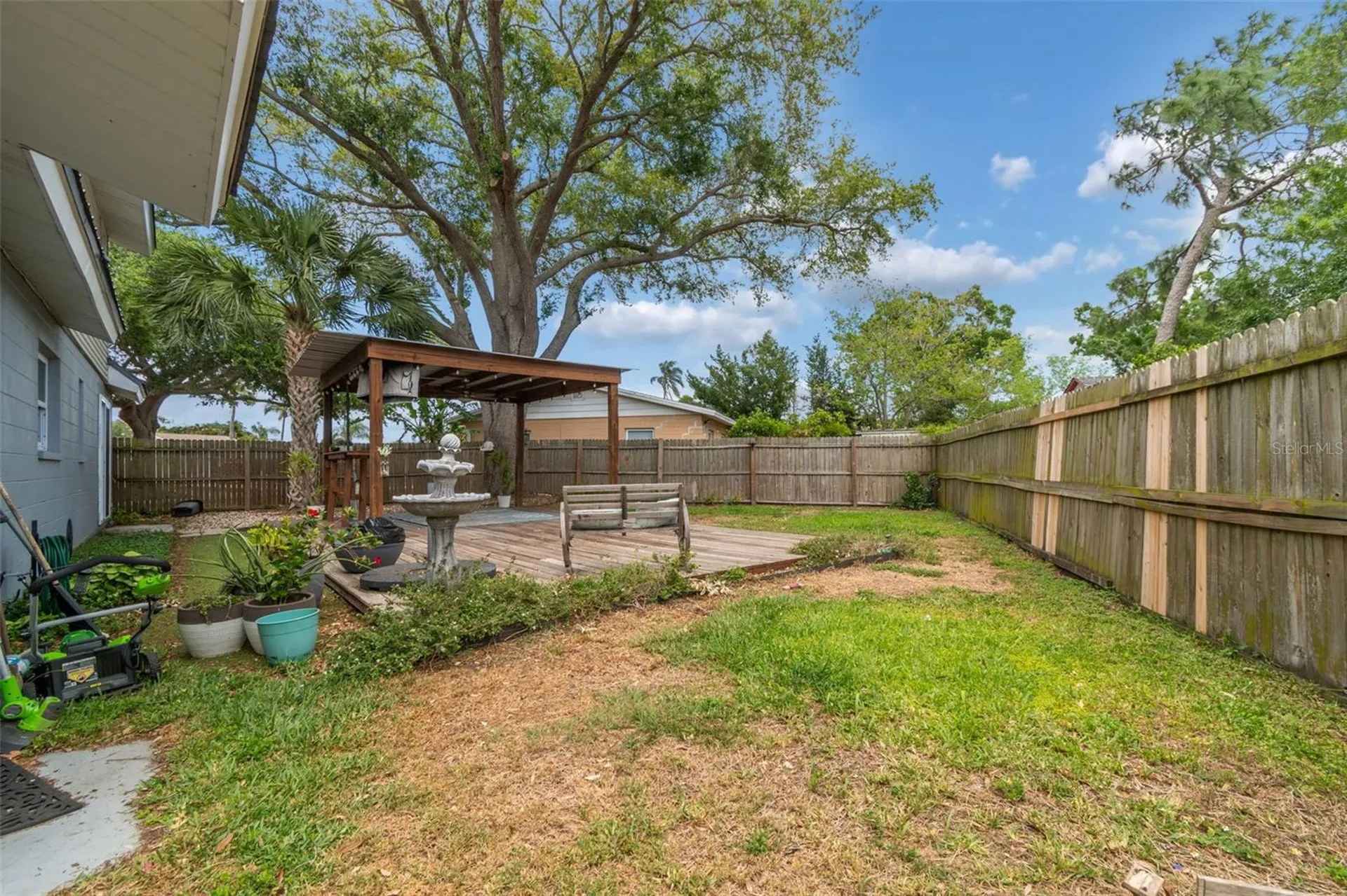 8043 124th Street Seminole FL 33772