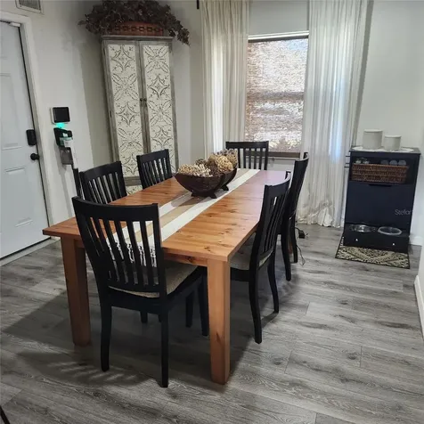 8043 124th Street Seminole FL 33772