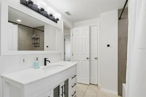 8043 124th Street Seminole FL 33772