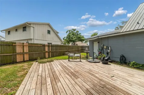 8043 124th Street Seminole FL 33772