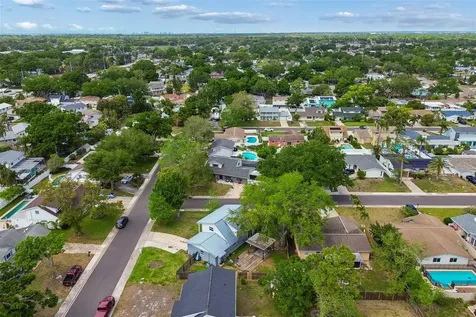 8043 124th Street Seminole FL 33772