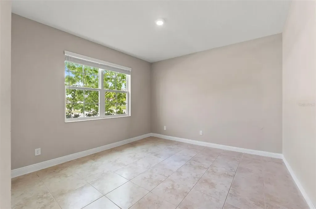 18696 Malinche Loop Spring Hill FL 34610