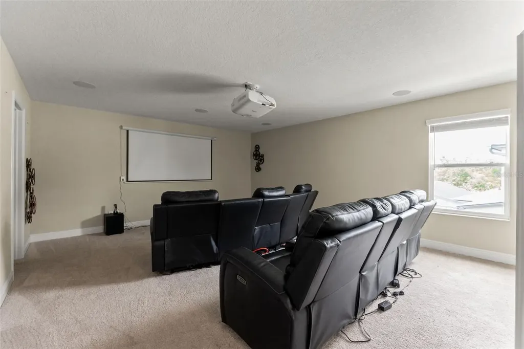 18696 Malinche Loop Spring Hill FL 34610