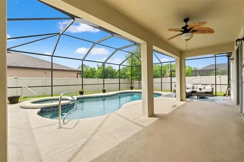 18696 Malinche Loop Spring Hill FL 34610