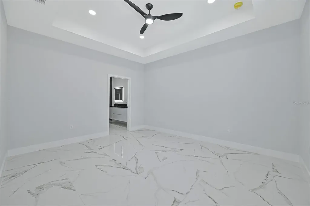 1413 NE 7th Avenue Cape Coral FL 33909