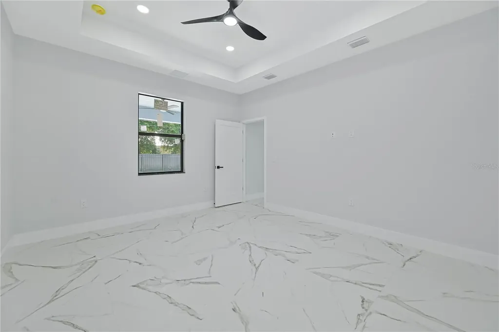 1413 NE 7th Avenue Cape Coral FL 33909