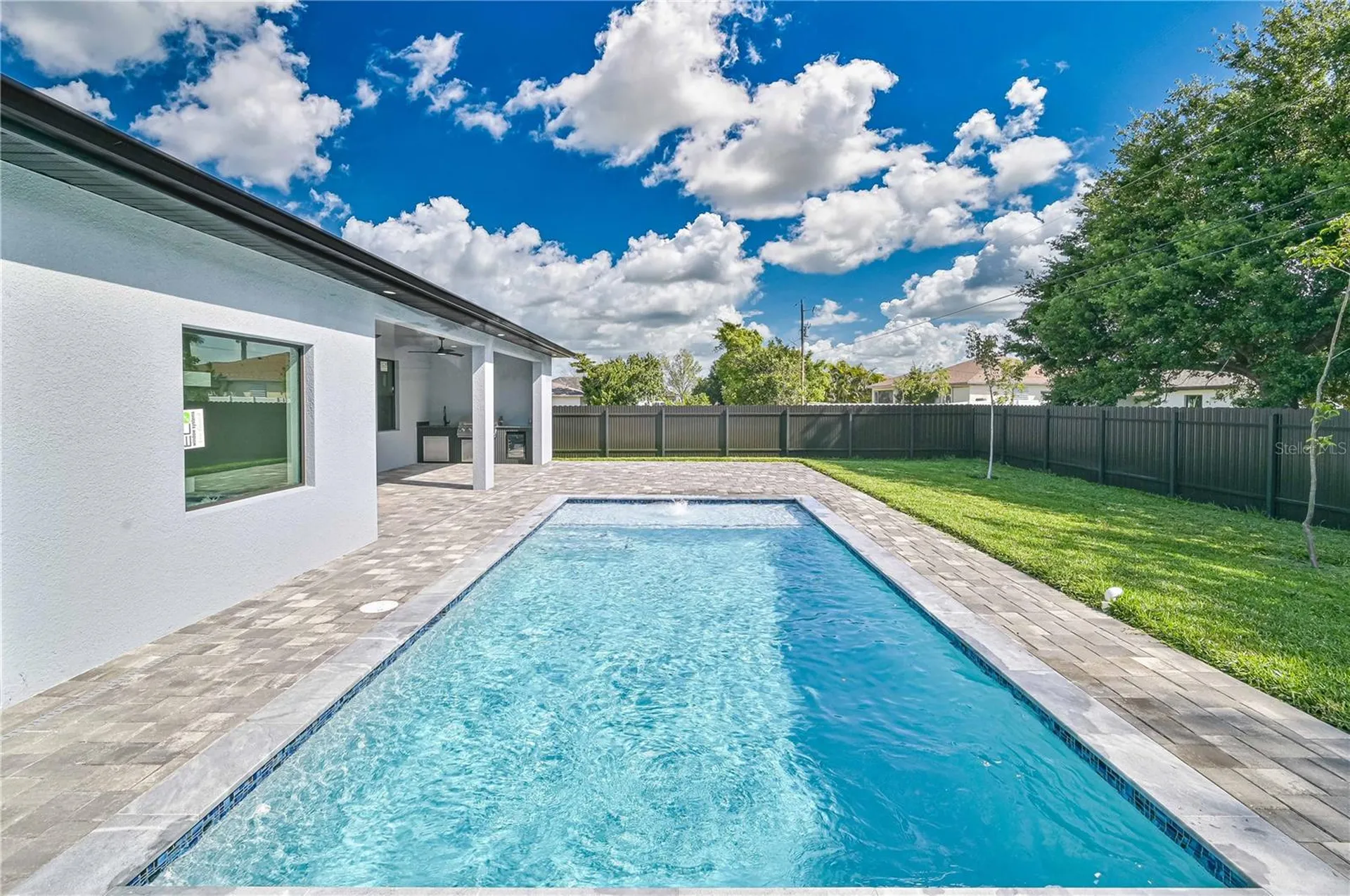 1413 NE 7th Avenue Cape Coral FL 33909