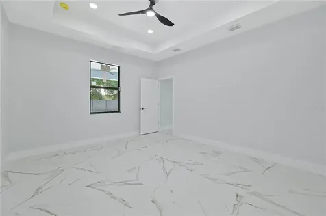 1413 NE 7th Avenue Cape Coral FL 33909