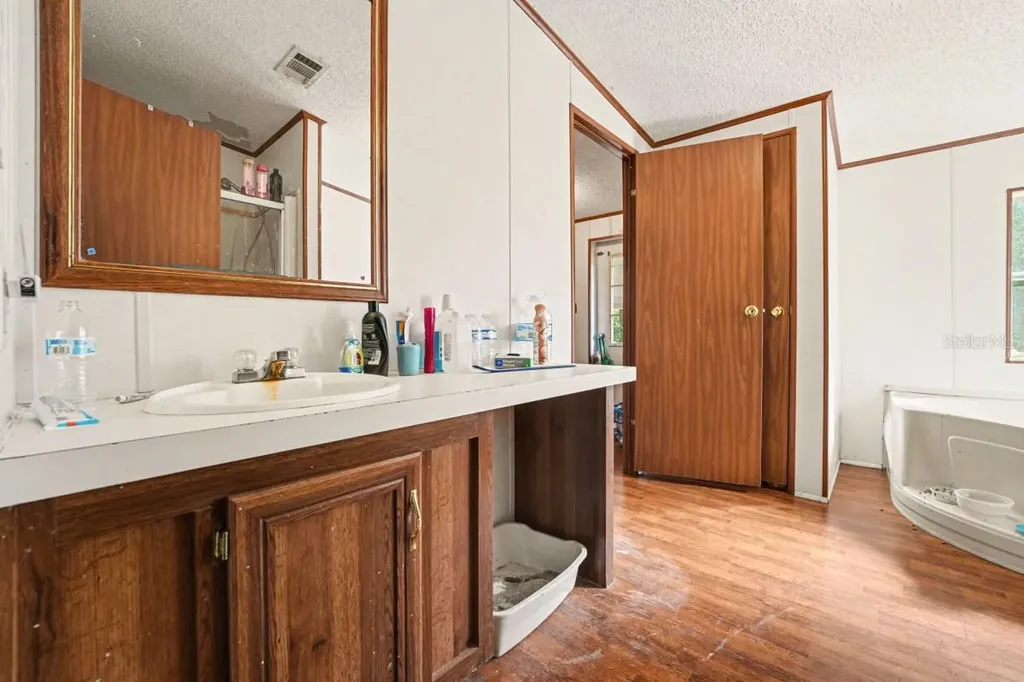 6633 Glen Meadow Loop Lakeland FL 33810