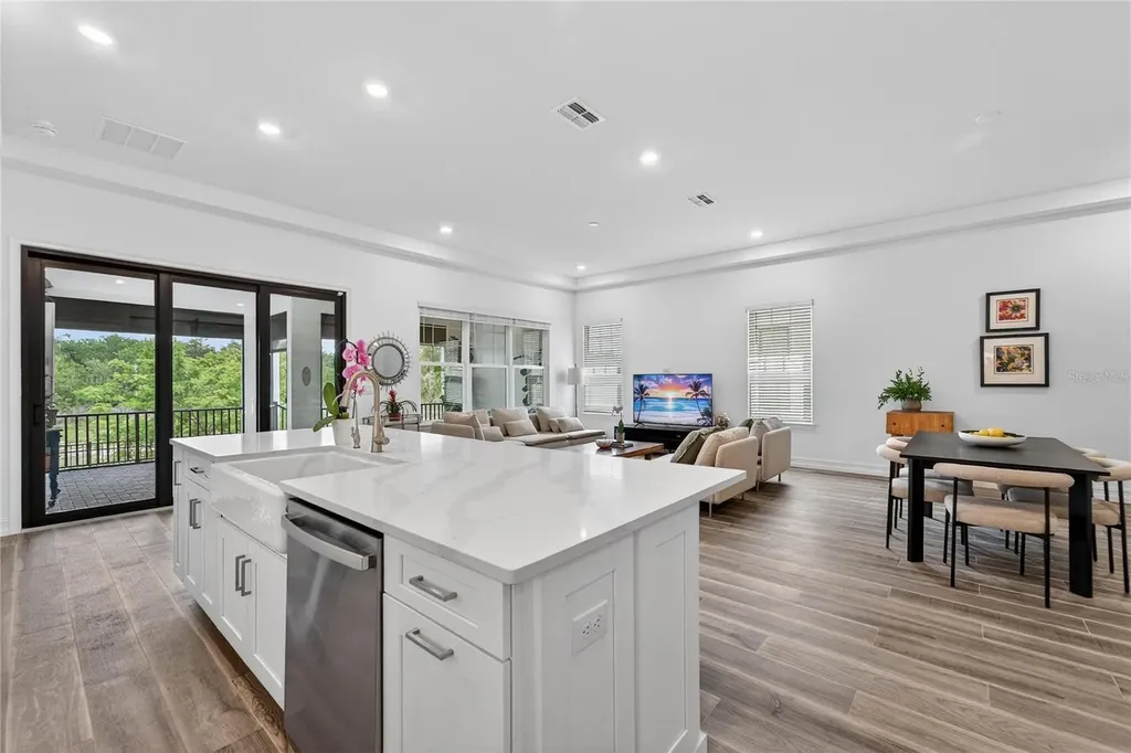 1071 Seagrape Drive Ruskin FL 33570