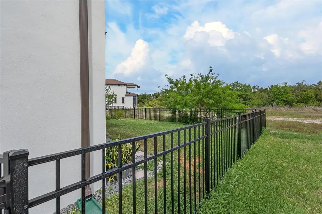 1071 Seagrape Drive Ruskin FL 33570