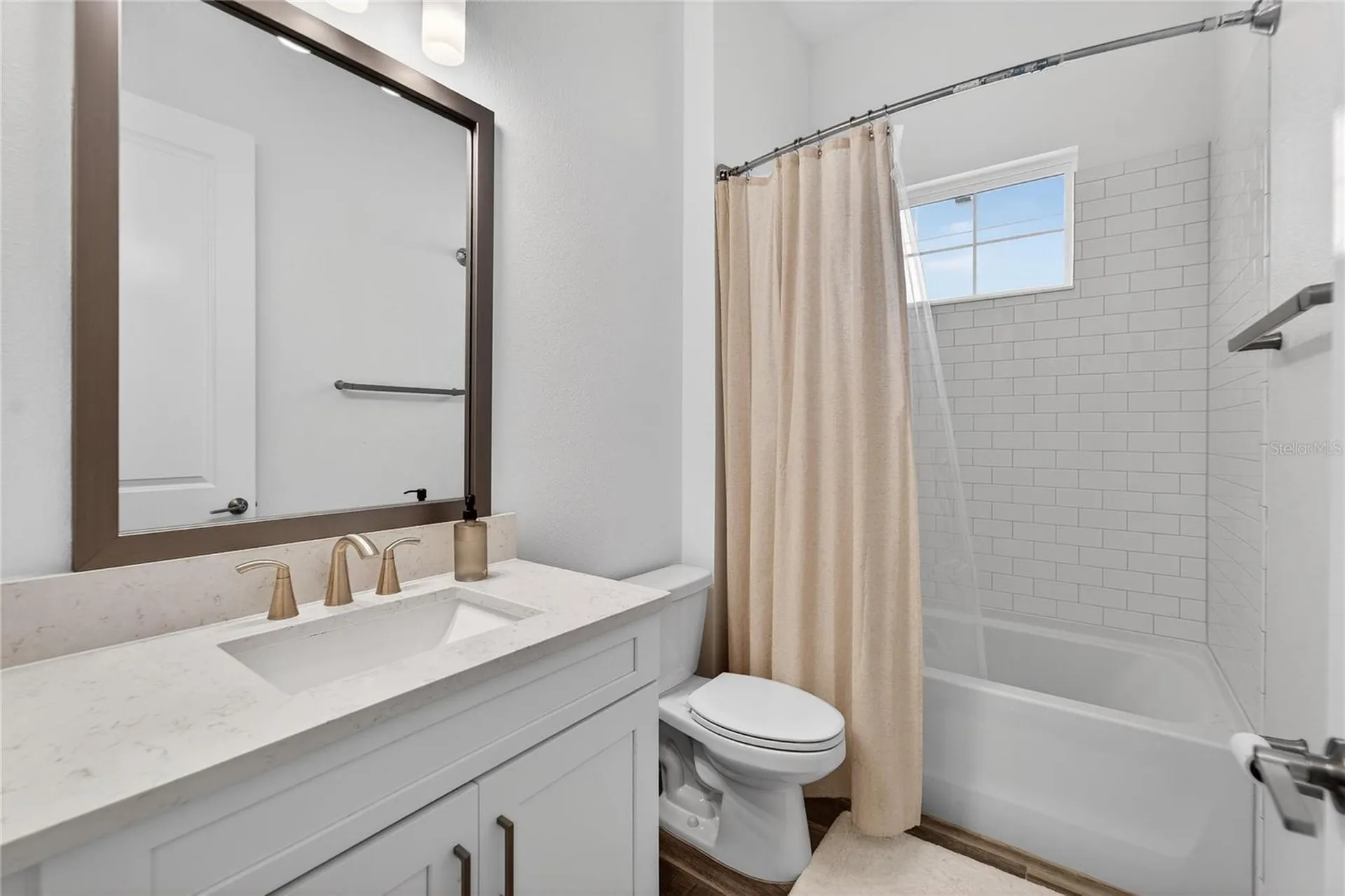 1071 Seagrape Drive Ruskin FL 33570