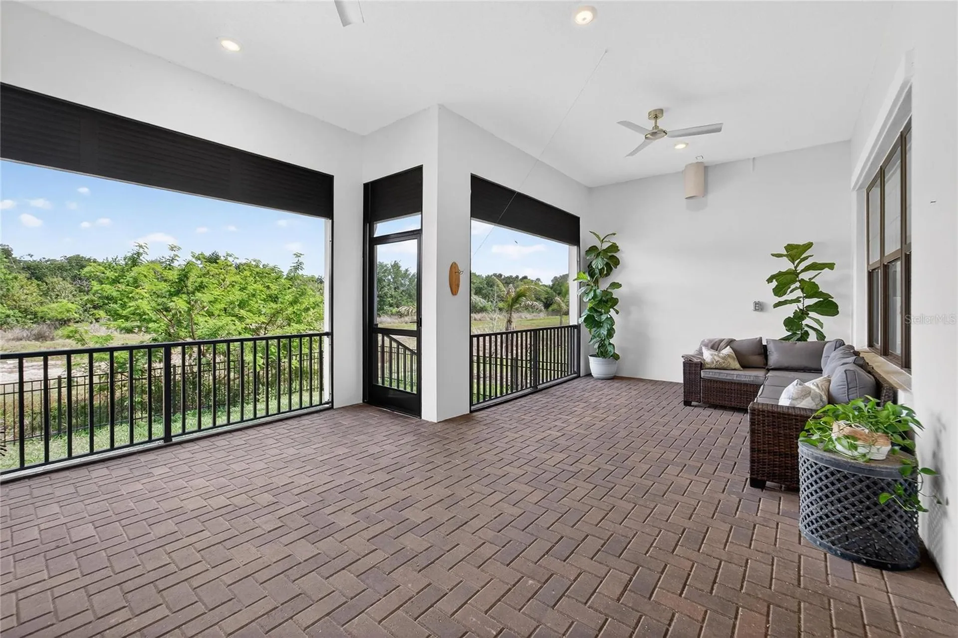 1071 Seagrape Drive Ruskin FL 33570