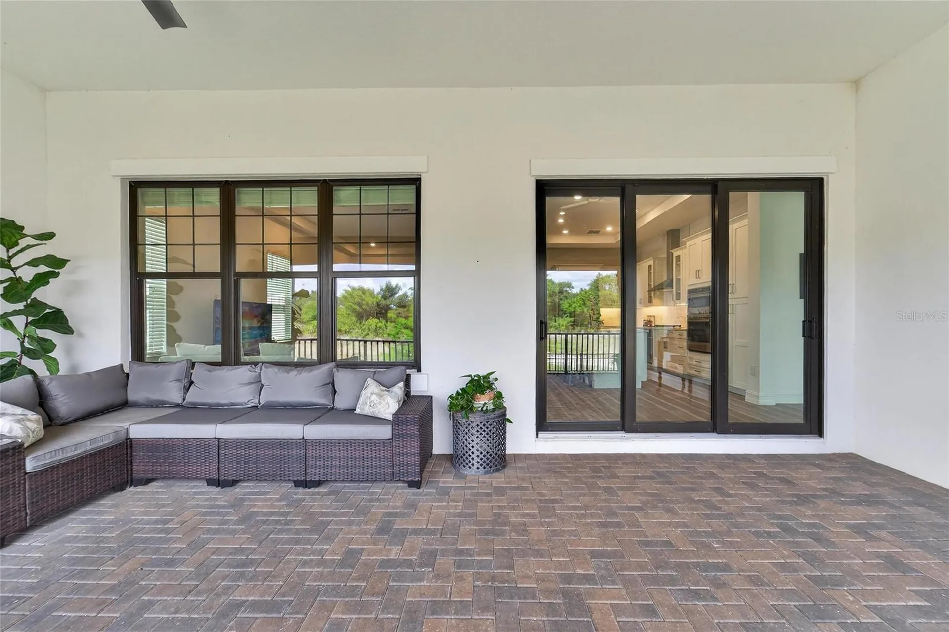 1071 Seagrape Drive Ruskin FL 33570