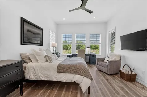 1071 Seagrape Drive Ruskin FL 33570
