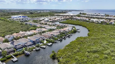 1071 Seagrape Drive Ruskin FL 33570