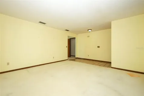4057 Winderlakes Drive Orlando FL 32835