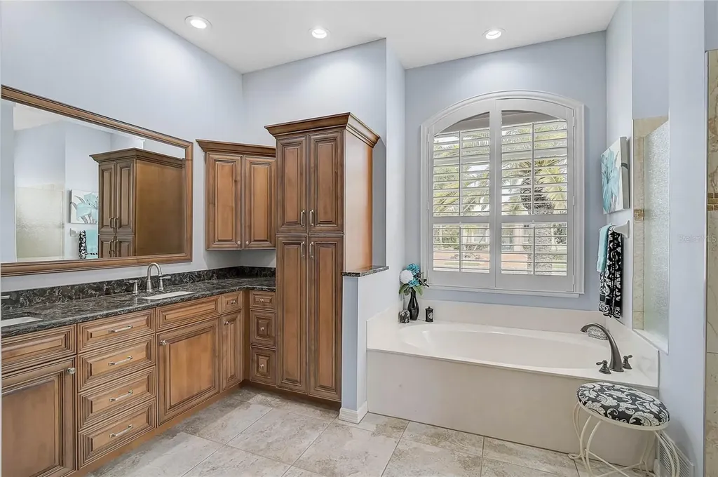 5019 Bella Terra Drive Venice FL 34293