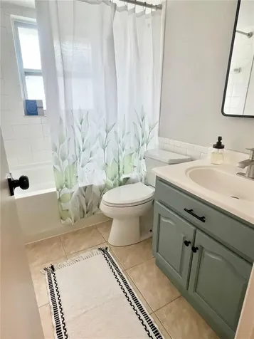 8074 37th Avenue N St Petersburg FL 33710