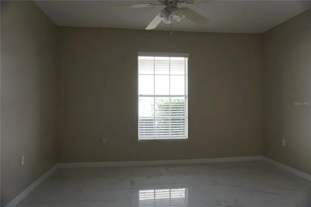 500 Vista Oaks Way Davenport FL 33837
