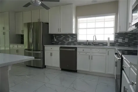 500 Vista Oaks Way Davenport FL 33837
