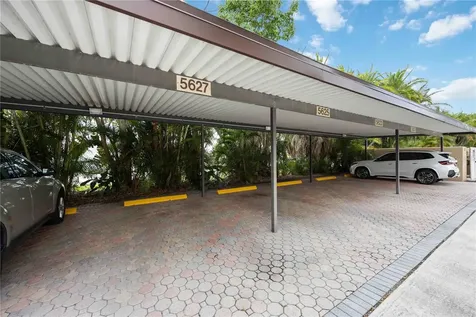 5627 Ashton Way Sarasota FL 34231