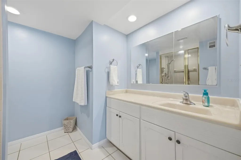 1460 Gulf Boulevard Clearwater FL 33767
