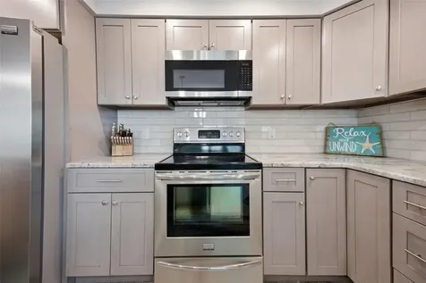 1460 Gulf Boulevard Clearwater FL 33767