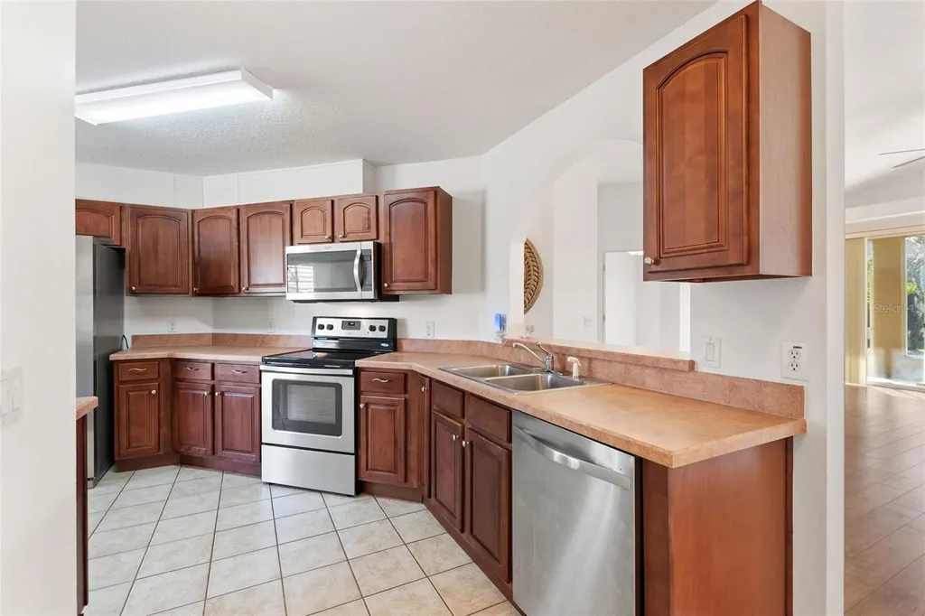 232 Oak Hammock Drive Davenport FL 33837
