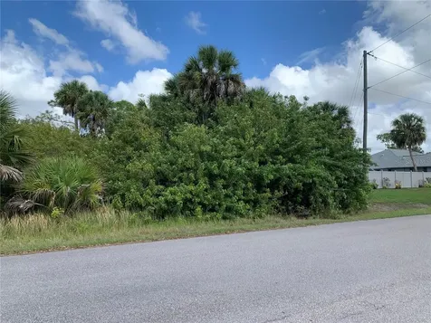 1375 Clearview Drive Port Charlotte FL 33953