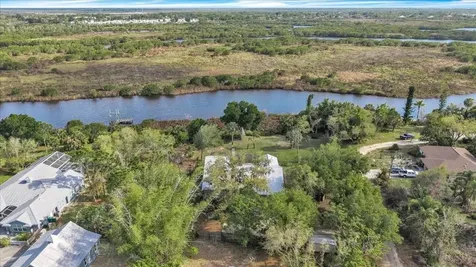 3264 Park Drive Punta Gorda FL 33982