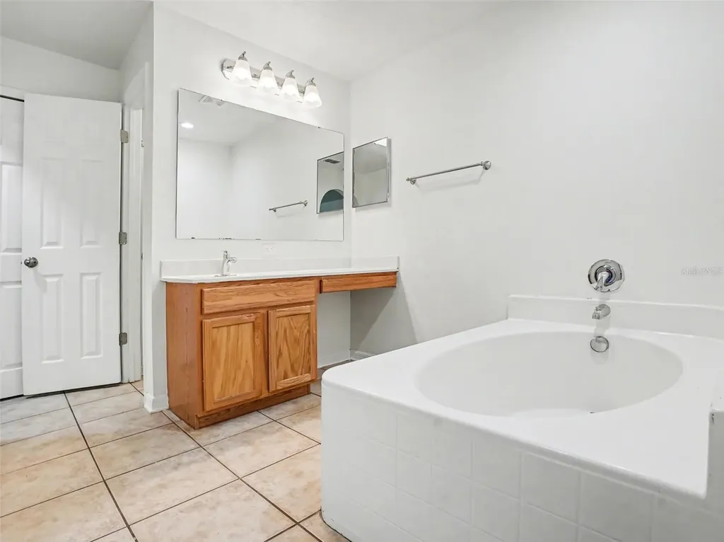 1736 Dunn Cove Drive Apopka FL 32703