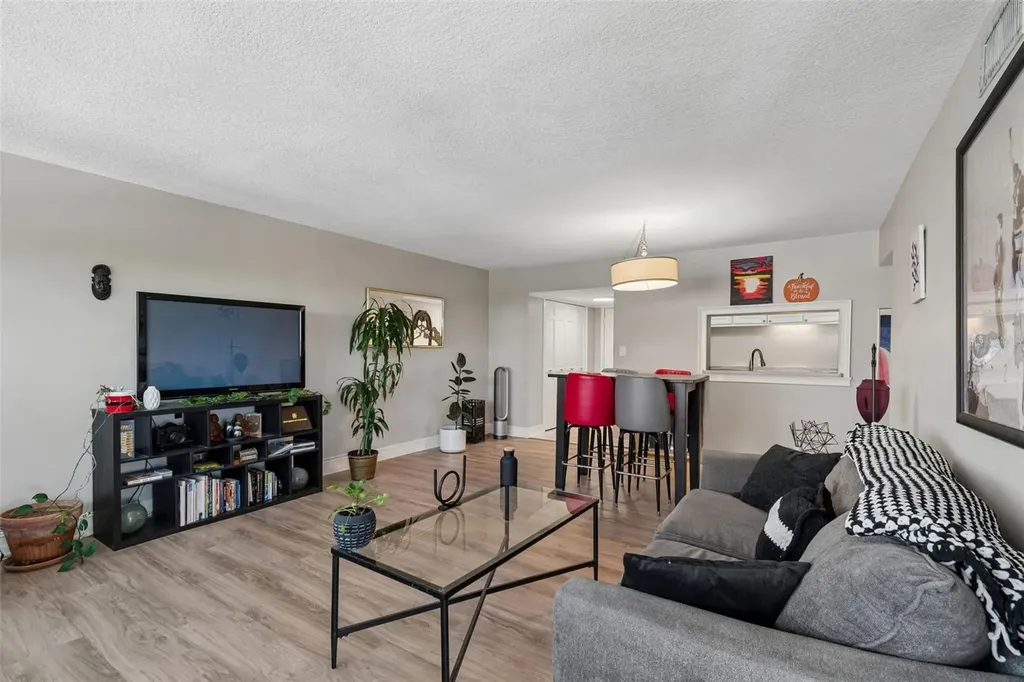 4141 Bayshore Boulevard Tampa FL 33611