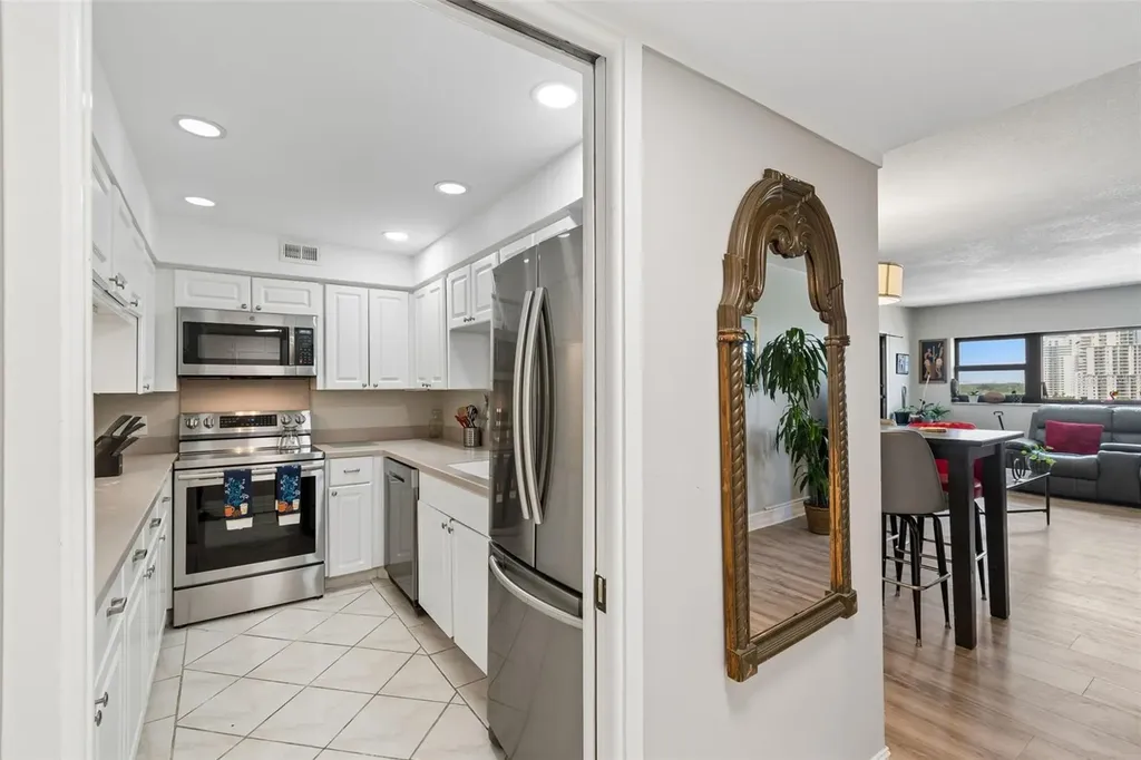 4141 Bayshore Boulevard Tampa FL 33611