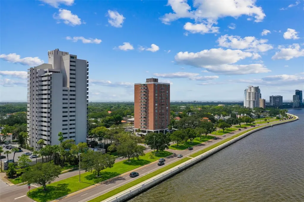 4141 Bayshore Boulevard Tampa FL 33611