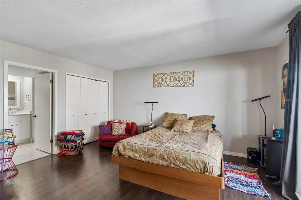 4141 Bayshore Boulevard Tampa FL 33611