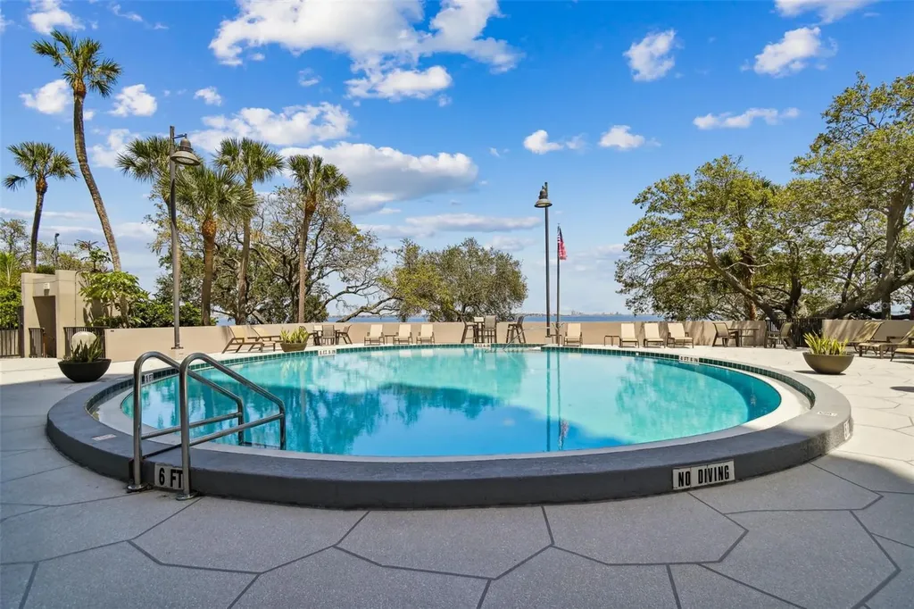 4141 Bayshore Boulevard Tampa FL 33611