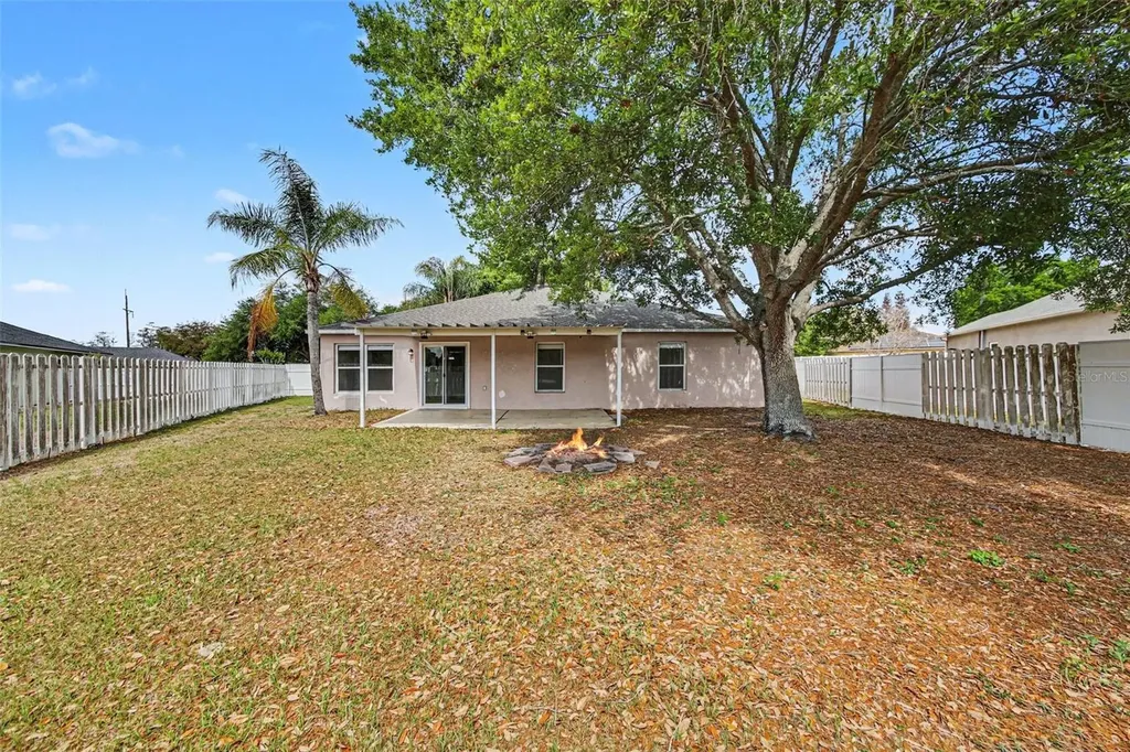 1462 Whooping Drive Groveland FL 34736