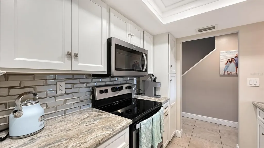 2039 Gulf Of Mexico Drive Longboat Key FL 34228