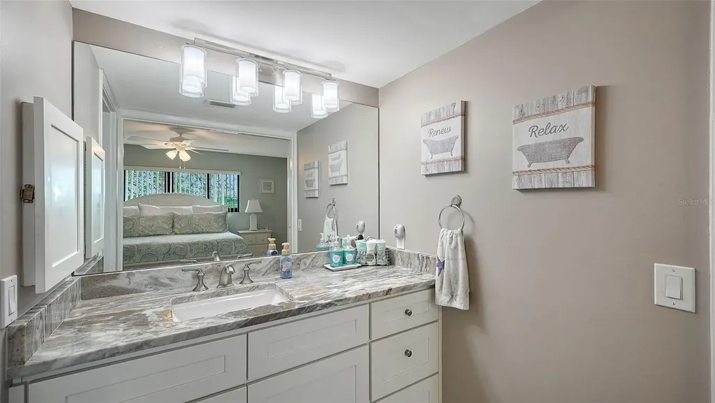 2039 Gulf Of Mexico Drive Longboat Key FL 34228