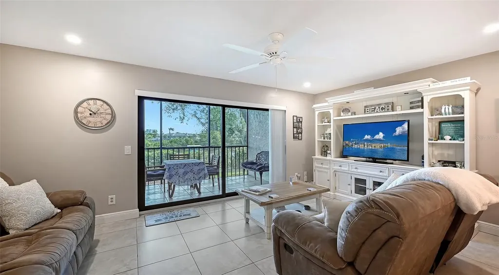 2039 Gulf Of Mexico Drive Longboat Key FL 34228