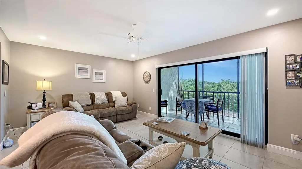 2039 Gulf Of Mexico Drive Longboat Key FL 34228