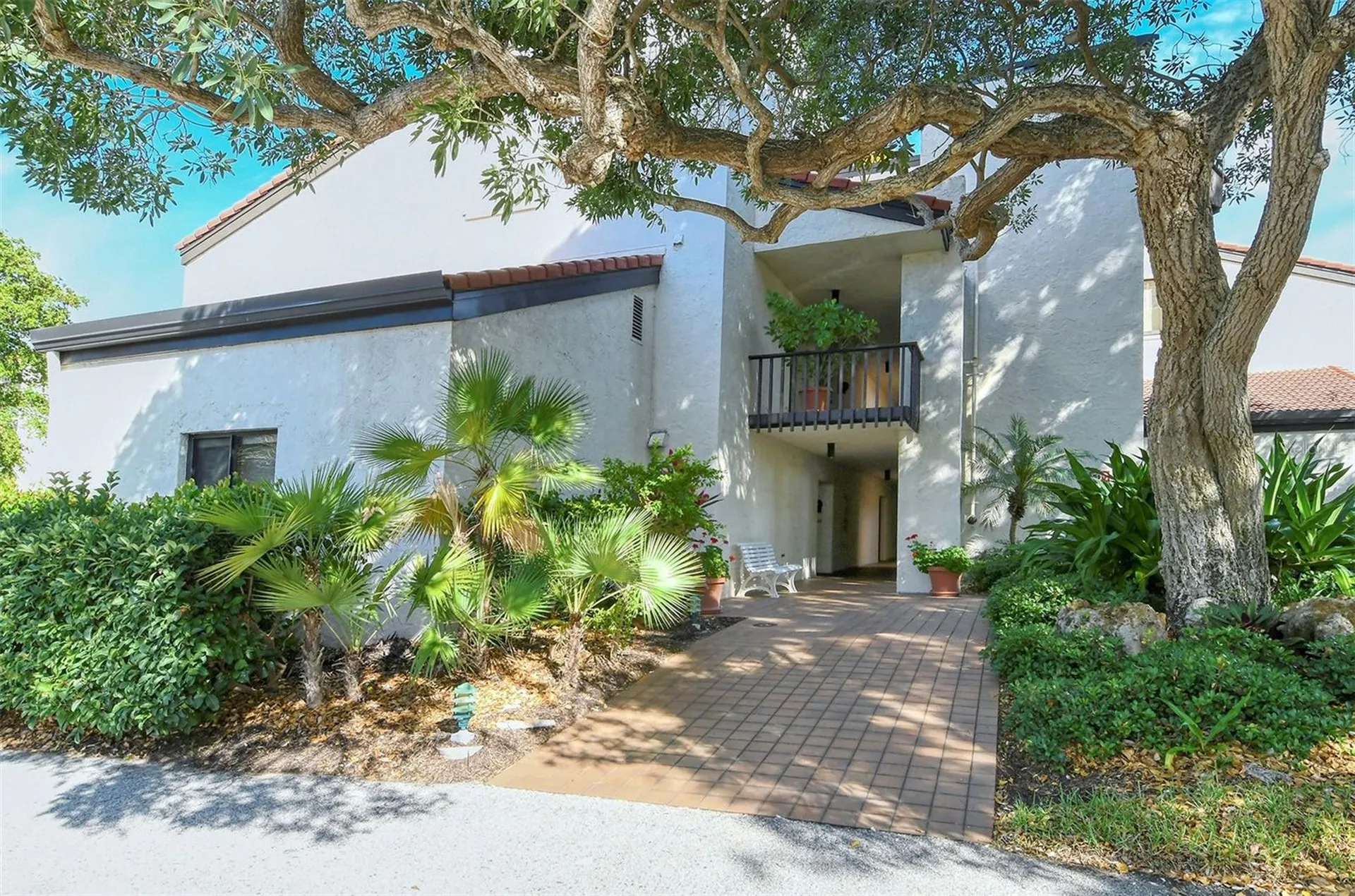 2039 Gulf Of Mexico Drive Longboat Key FL 34228