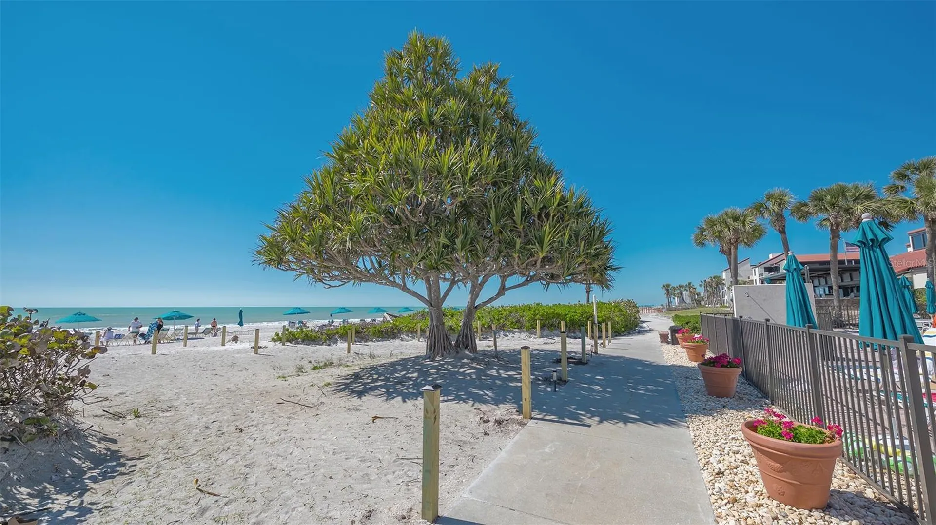 2039 Gulf Of Mexico Drive Longboat Key FL 34228