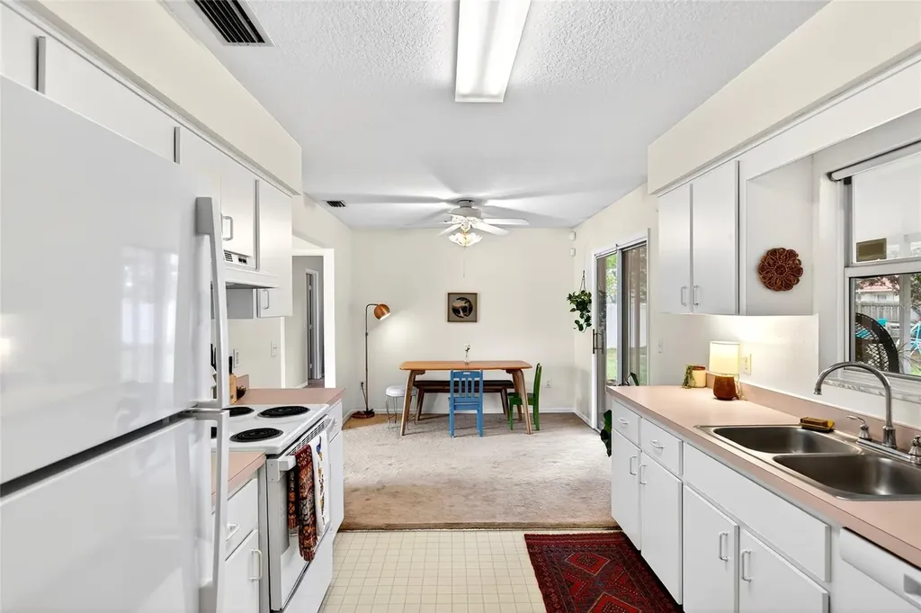 10 Almond Trace Ocala FL 34472